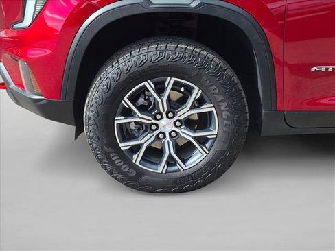 Used 2025 GMC Acadia AT4 AWD/4WD image 11