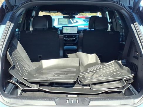 Used 2025 Ford Explorer ST-Line image 20