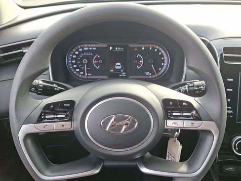 Certified 2023 Hyundai Tucson SE image 22