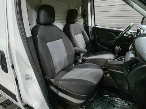 Used 2021 RAM ProMaster City Tradesman image 18