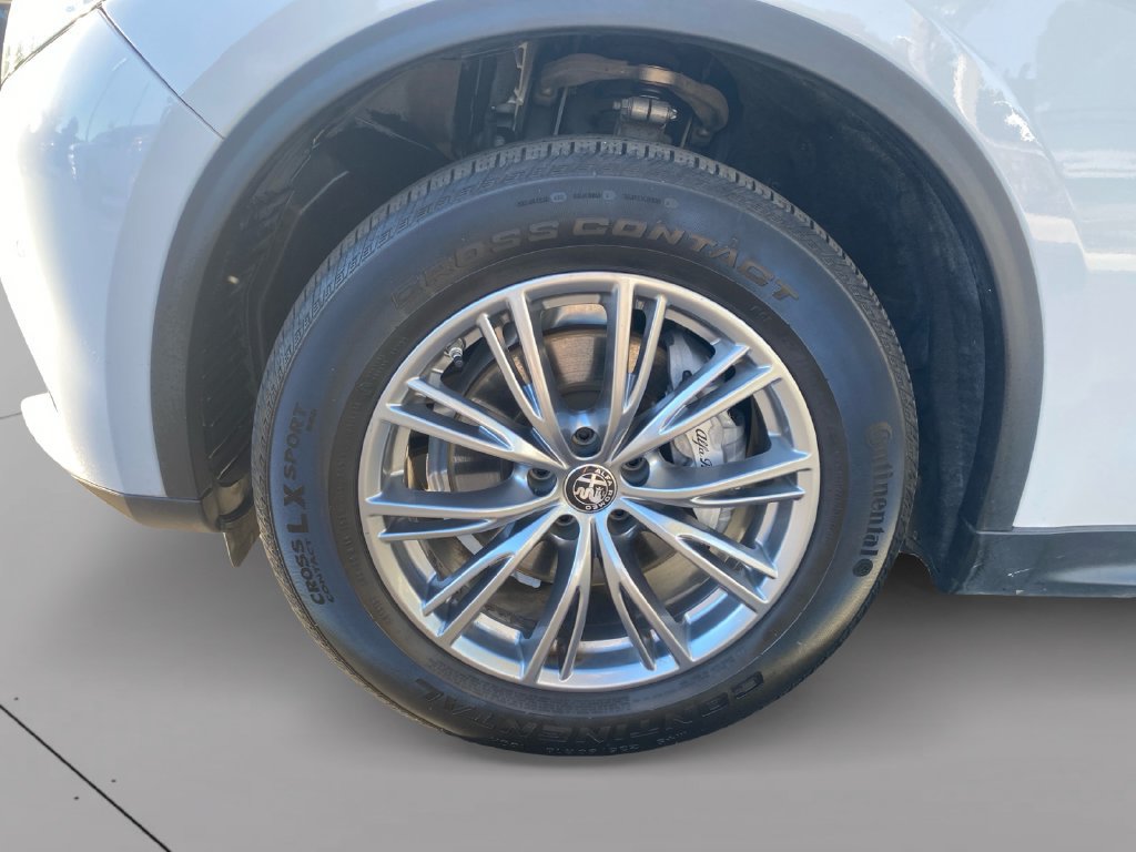 Used 2022 Alfa Romeo Stelvio Sprint RWD image 29
