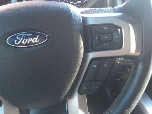 Used 2022 Ford F250 Platinum image 12