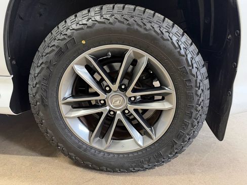 Used 2018 Lexus GX 460 Premium w/ Premium Package AWD/4WD image 38