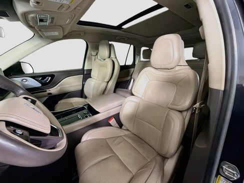Used 2021 Lincoln Aviator Reserve w/ Equipment Group 202A AWD/4WD image 14