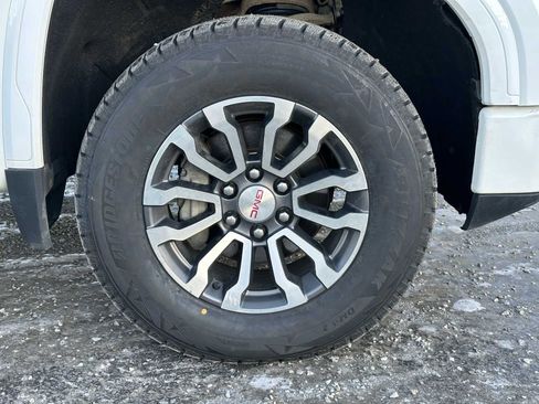 Used 2021 GMC Sierra 1500 AT4 image 9