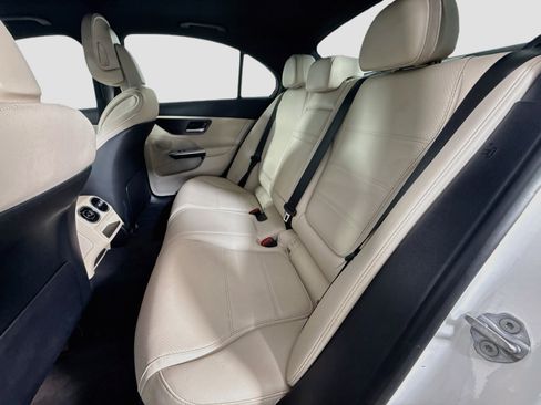 Used 2023 Mercedes-Benz C 300 4MATIC Sedan image 25