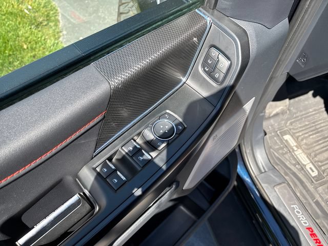 Used 2025 Ford F150 Raptor AWD/4WD image 11
