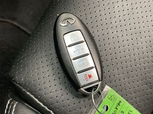 Used 2013 INFINITI G37 x w/ Premium Pkg image 29