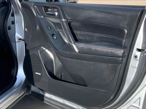 Used 2018 Subaru Forester 2.5i Touring w/ Popular Package #3B image 23