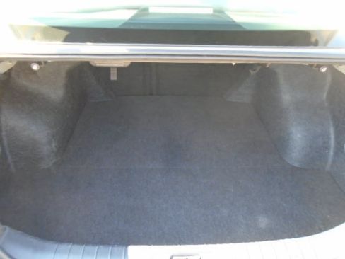 Used 2024 Nissan Altima 2.5 SV FWD image 6