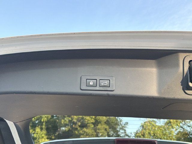 Used 2020 Subaru Ascent Limited w/ Popular Package #4 AWD/4WD image 16