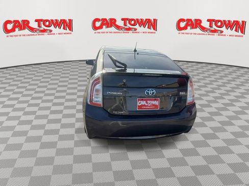 Used 2015 Toyota Prius Three image 7