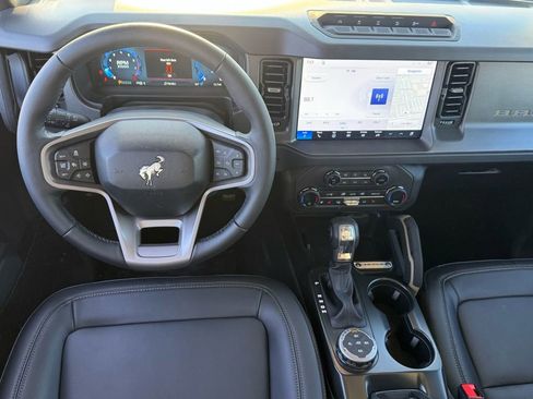 New 2026 Ford Bronco Badlands image 12