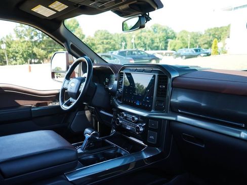Used 2023 Ford F150 Lariat AWD/4WD image 14