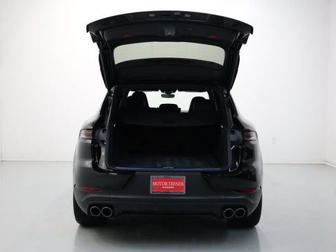 Used 2026 Porsche Cayenne AWD/4WD image 54