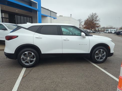 Certified 2023 Chevrolet Blazer LT image 5