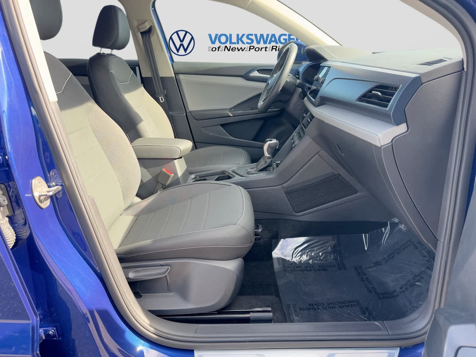 Used 2024 Volkswagen Taos SE FWD image 27