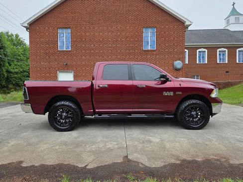 Used 2017 RAM 1500 Big Horn AWD/4WD image 4