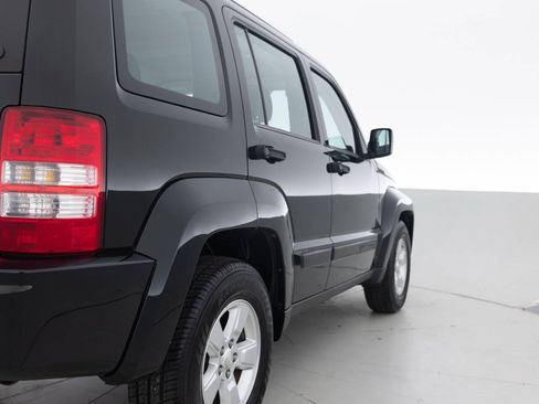 Used 2012 Jeep Liberty Sport AWD/4WD image 14