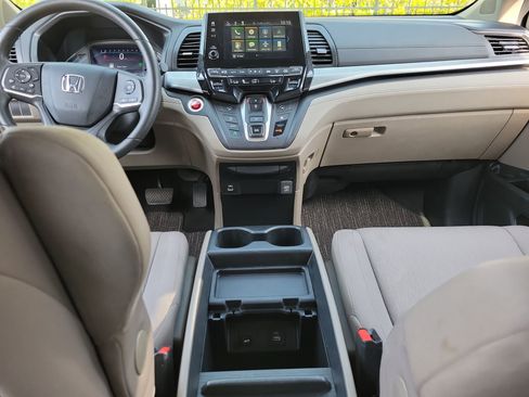 Used 2021 Honda Odyssey EX image 16