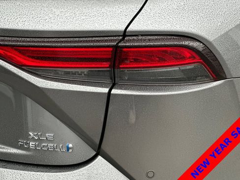 Used 2021 Toyota Mirai XLE image 27