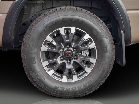 Used 2024 Nissan Titan PRO-4X w/ Pro-4x Utility Package image 17