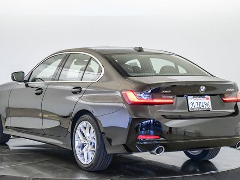 Used 2026 BMW 330i xDrive Sedan w/ Convenience Package AWD/4WD image 2