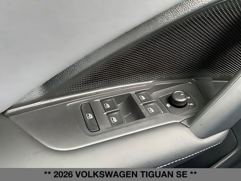 New 2026 Volkswagen Tiguan SE image 27