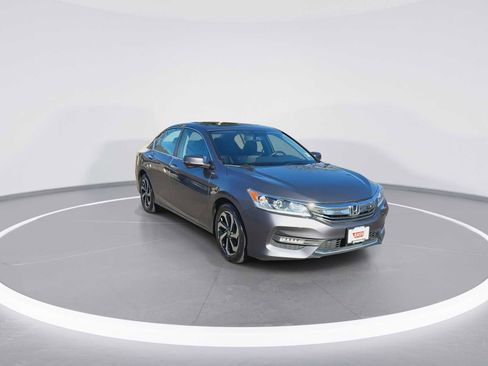 Used 2016 Honda Accord EX-L image 2