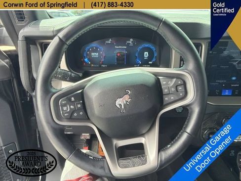 Used 2025 Ford Bronco Outer Banks w/ Sasquatch Package AWD/4WD image 12