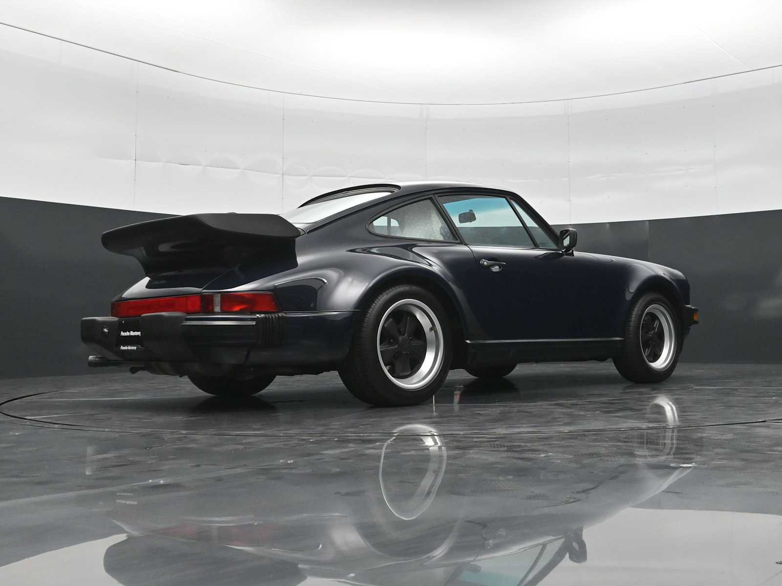 Used 1987 Porsche 911 Carrera RWD image 39