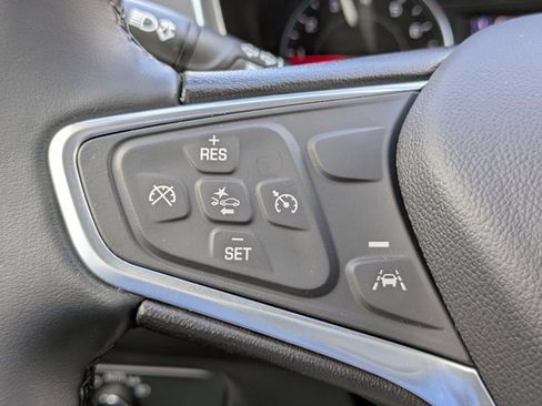 Used 2023 Chevrolet Equinox LT image 20