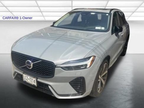 Used 2024 Volvo XC60 B5 Ultimate w/ Protection Package Premier AWD/4WD image 2