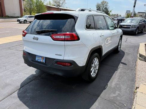 Used 2014 Jeep Cherokee Latitude image 7