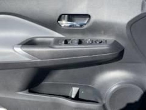 Used 2023 Nissan Kicks SR w/ SR Premium Package image 5