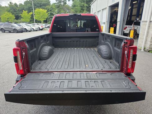 Used 2024 Ford F350 XLT w/ XLT Premium Package AWD/4WD image 5