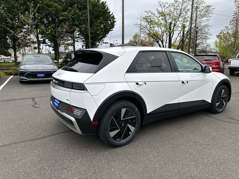 New 2026 Hyundai Ioniq 5 SE AWD/4WD image 6