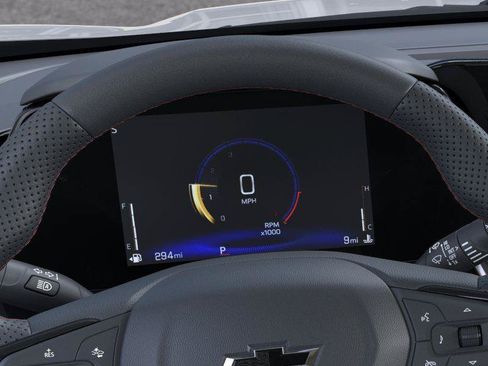 New 2026 Chevrolet Trax RS w/ Sunroof Package FWD image 18