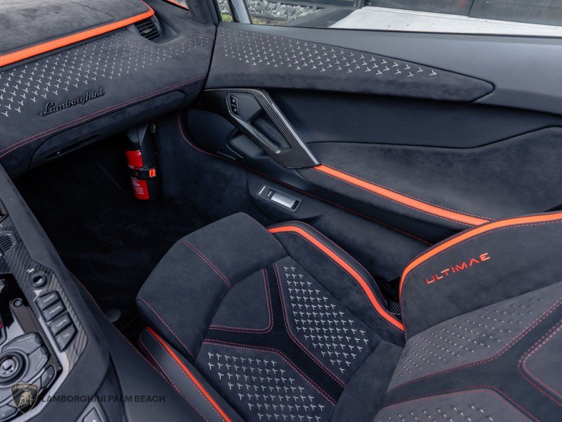 Used 2022 Lamborghini Aventador LP 780-4 Ultimae AWD/4WD image 16