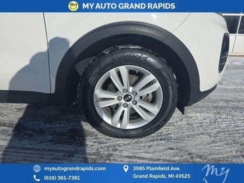 Used 2019 Kia Sportage LX image 41