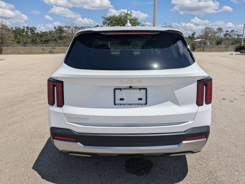 New 2026 Kia Sorento EX FWD image 6