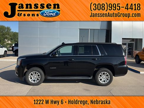 Used 2020 GMC Yukon SLT AWD/4WD image 1