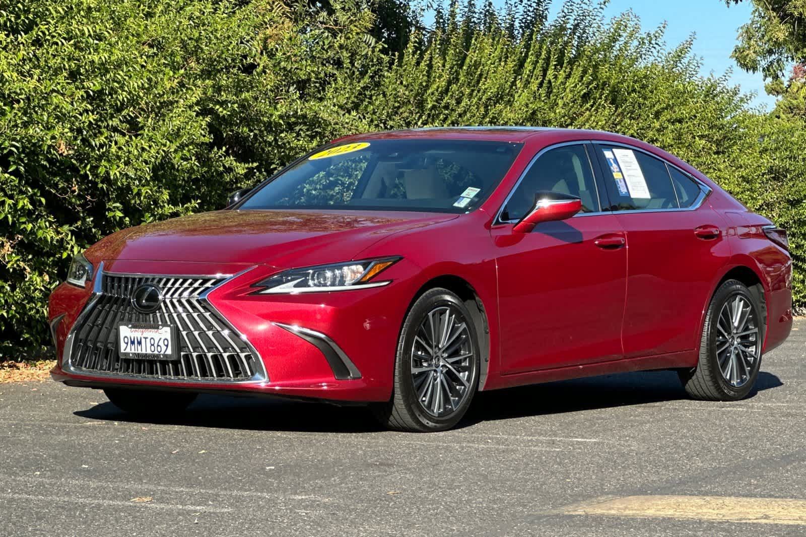 Used 2023 Lexus ES 250 w/ Premium Package AWD/4WD image 7