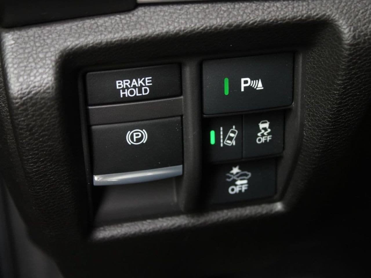 Used 2020 Acura MDX w/ Technology Package FWD image 29