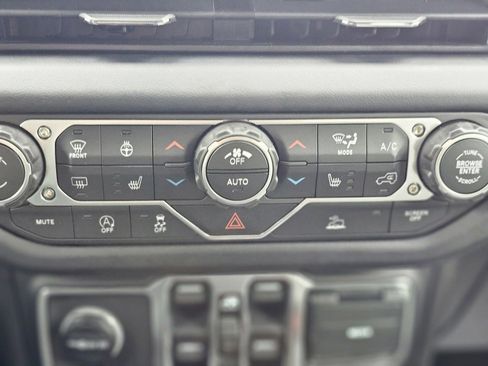 New 2026 Jeep Gladiator Mojave AWD/4WD image 19