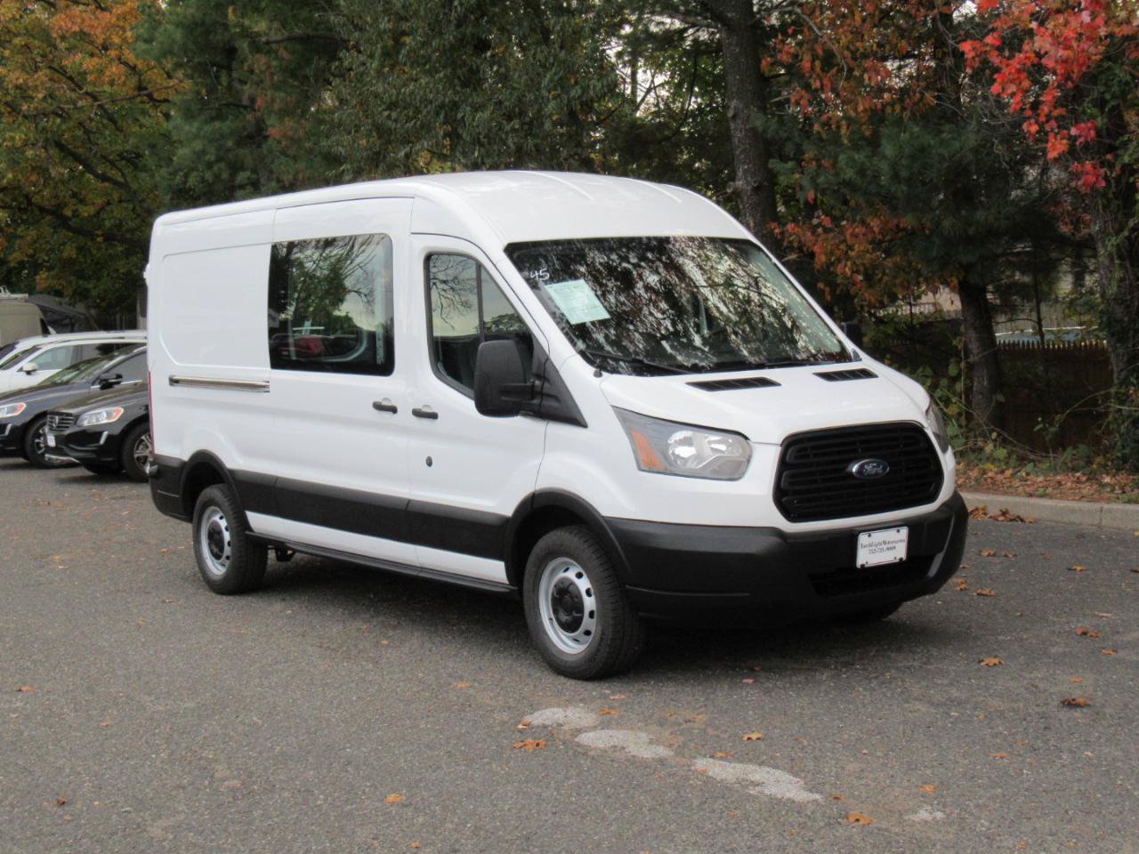Used 2019 Ford Transit 250 148 Medium Roof RWD image 7