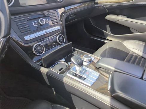 Used 2015 Mercedes-Benz SL 400 image 16