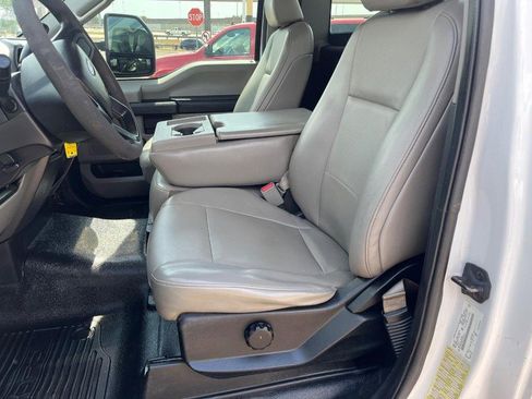 Used 2017 Ford F250 XL image 8