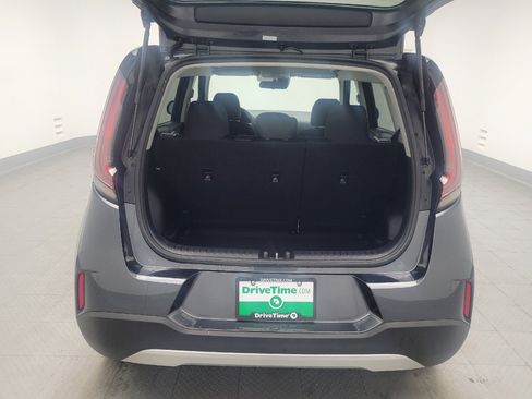 Used 2025 Kia Soul LX image 29