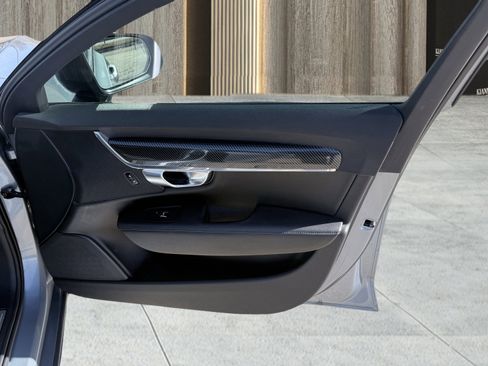 Used 2018 Volvo S90 T5 Momentum w/ Convenience Package image 45